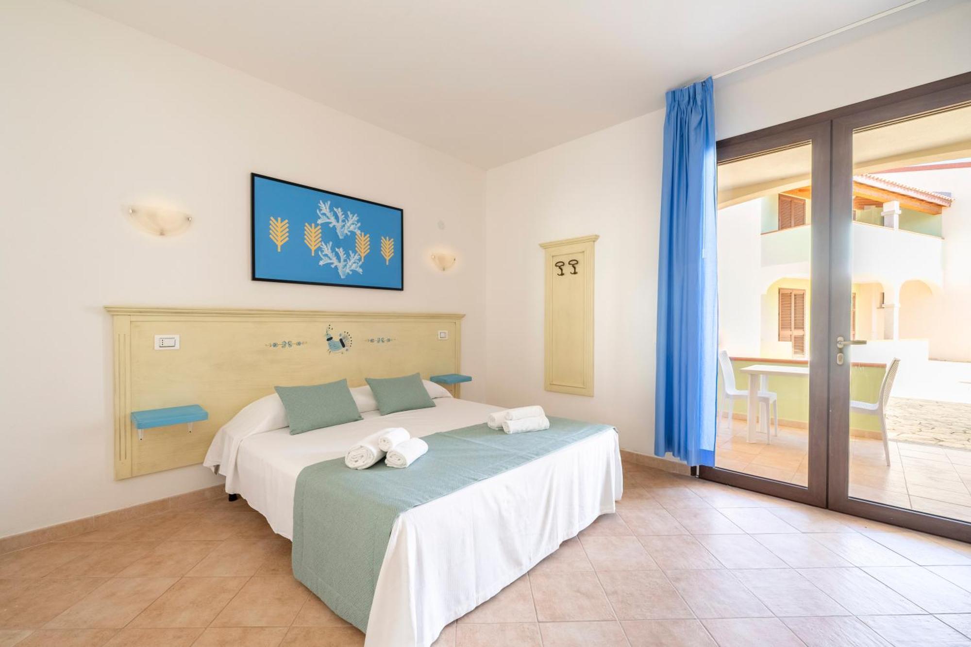 Mimose Beach Village Badesi Ngoại thất bức ảnh